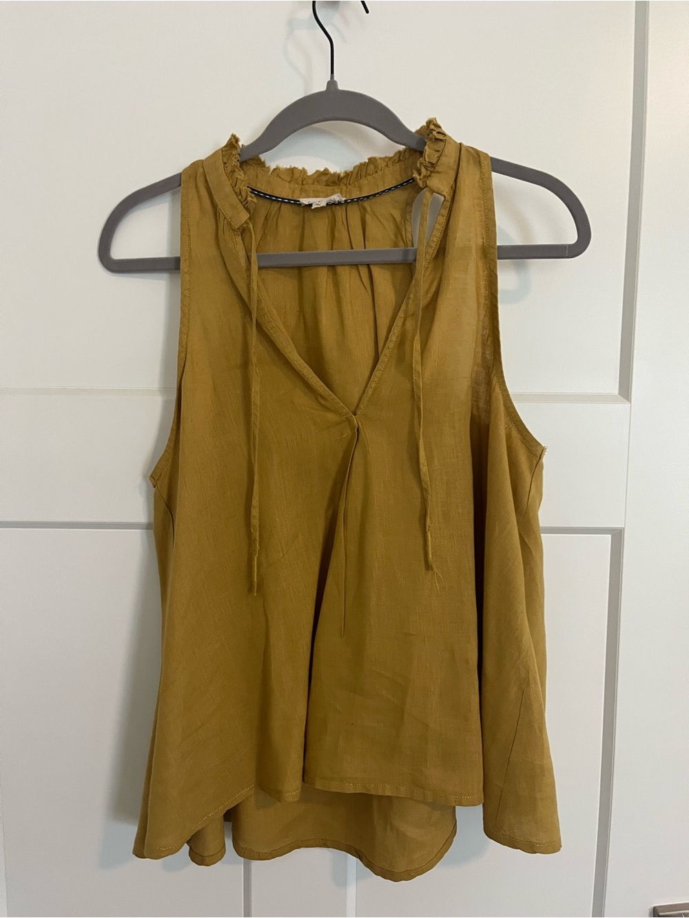 Pilcro Sleeveless Ruffle Women’s Top